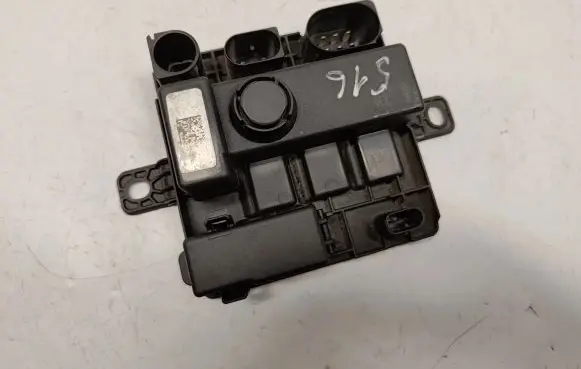 BMW 3 F30 F35 F31 Power management control unit 12637591534