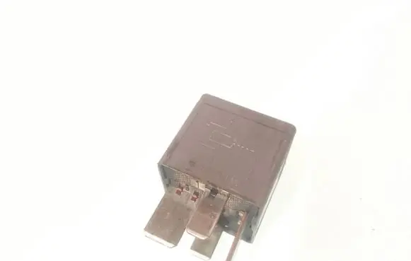 Ford Mondeo MK I Other relay F80B14B192AA