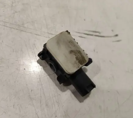 Mercedes-Benz S W221 Airbag deployment crash/impact sensor 0038202826