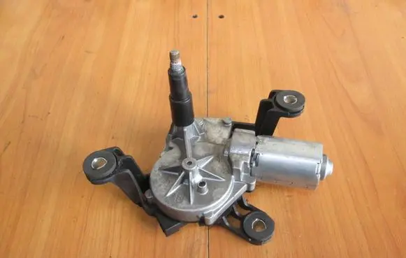 Opel Signum Rear window wiper motor 0390201578 24417605