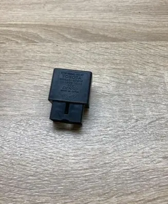 Toyota Prius (XW30) Other relay 895A147010 0618001010
