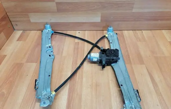Front door window regulator with motor