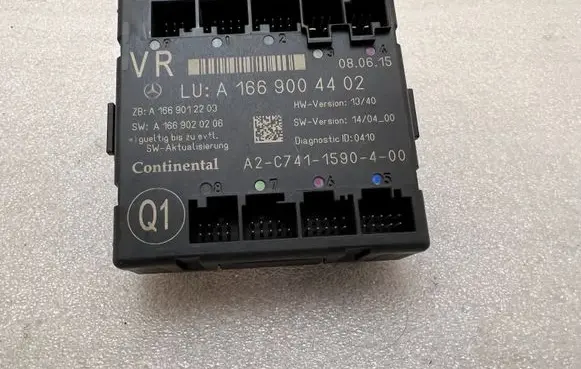 Mercedes-Benz GL X166 Door control unit/module A1669004402