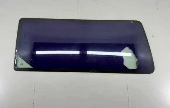 Volkswagen Transporter - Caravelle T4 Rear side window 43R001025