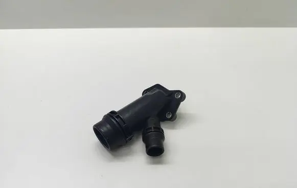 BMW 5 E60 E61 Engine coolant pipe/hose 2247744 11122247744