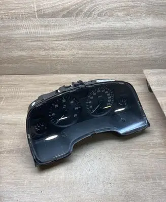 Opel Zafira A Speedometer (instrument cluster) 24461749JB 110080208