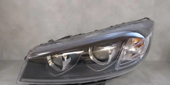 KIA Sorento Headlight/headlamp 92101C5530 L009U53050E