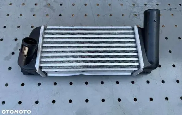 Toyota Auris E180 Intercooler radiator 0N080 JD1271004210