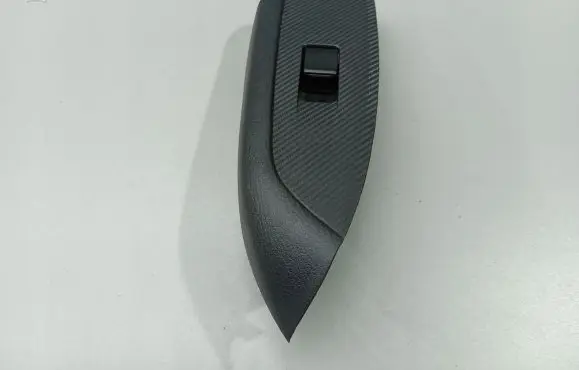 Mazda 3 Electric window control switch D09H-66370