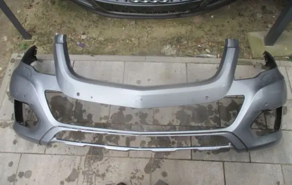 Mercedes-Benz GLK (X204) Front bumper