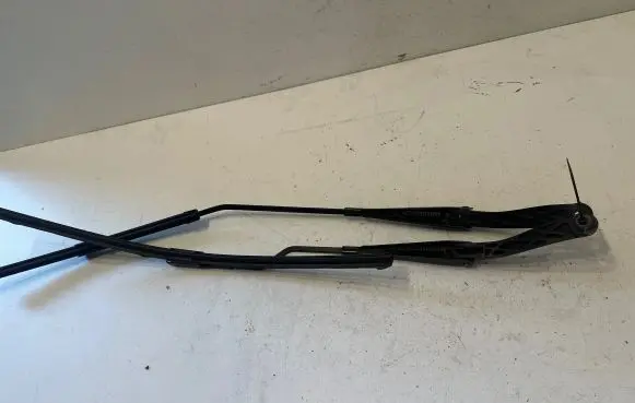 Fiat Punto (199) Front wiper blade arm
