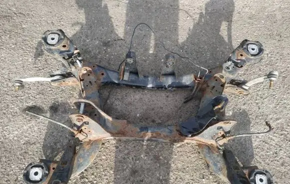 BMW X5 E70 Rear subframe 