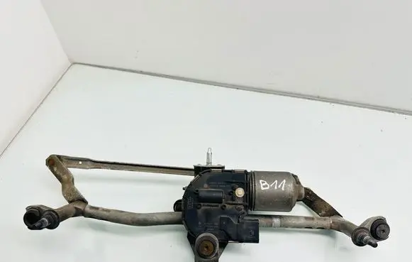 Volkswagen Touran II Front wiper linkage and motor 1T1955119A
