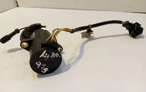Audi A4 S4 B5 8D Accelerator pedal position sensor 443721759G
