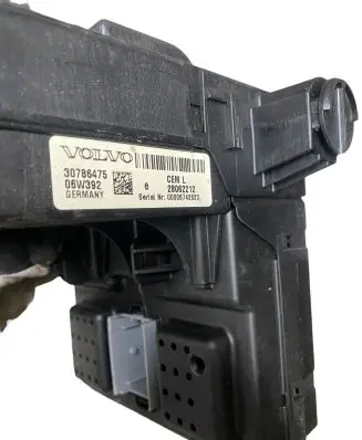 Volvo V70 Comfort/convenience module 30786475