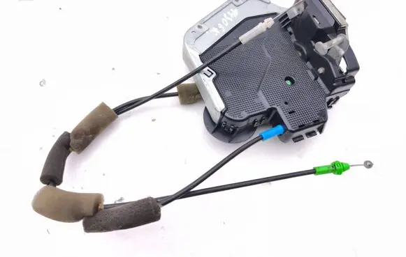 Lexus IS 220D-250-350 Rear door lock 9C0914