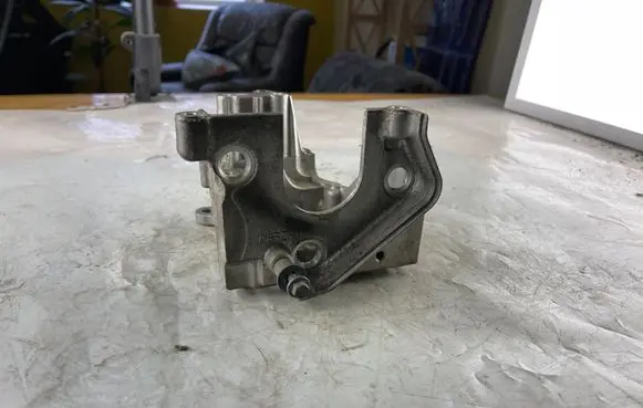 Jaguar XJ X351 Gearbox mounting bracket 9X209A361CA 19X209A361CA C65ZA