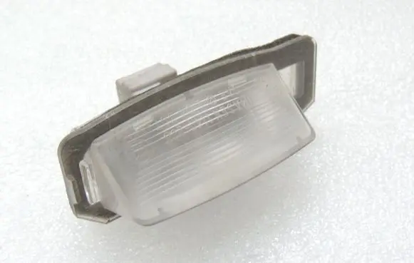 Mitsubishi Outlander Number plate light 8341A009