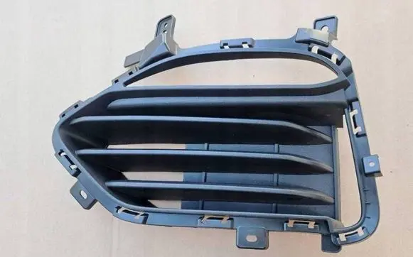 Hyundai i30 Front bumper lower grill 86563S0000