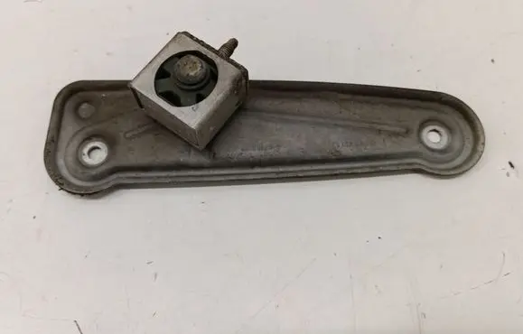 BMW 3 F30 F35 F31 Muffler mount bracket/holder 8632096