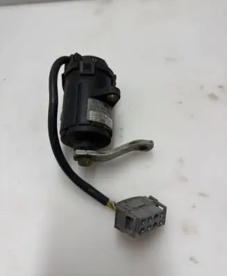 BMW 5 E34 Accelerator pedal position sensor 0205001006 2244132 26302808