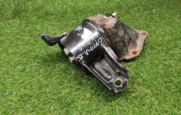 KIA Optima Engine mount bracket 2183230750