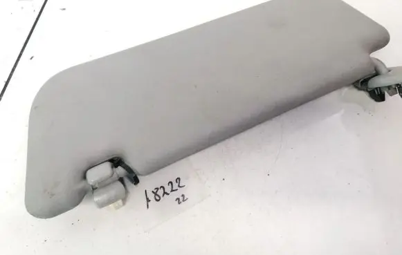 Toyota Yaris Sun visor