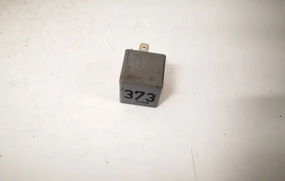 Audi A6 S6 C5 4B Other relay 8D0851253A