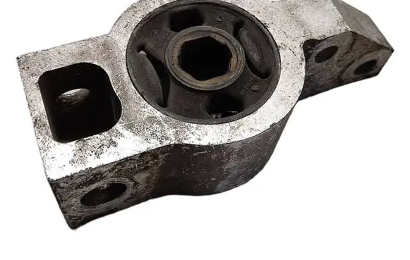 Audi A3 S3 A3 Sportback 8P Front wishbone bush 1K0407183A