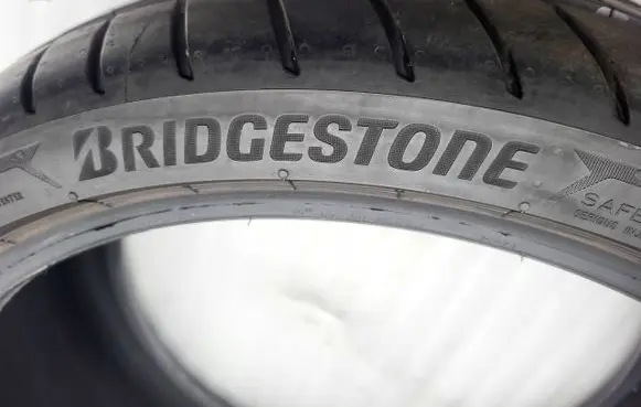 Volvo XC90 R19 summer tire 3286342311616 501472