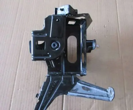 Mercedes-Benz E W212 Battery tray A2125458040