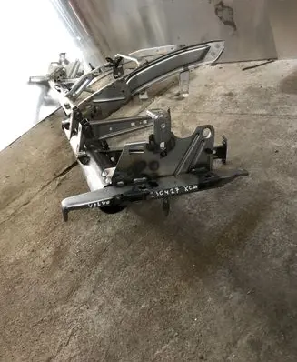 Volvo XC40 Dashboard cross member/frame bar 32329707