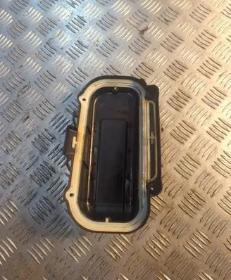 BMW 5 F10 F11 Fuse box cover 7555189 58650910