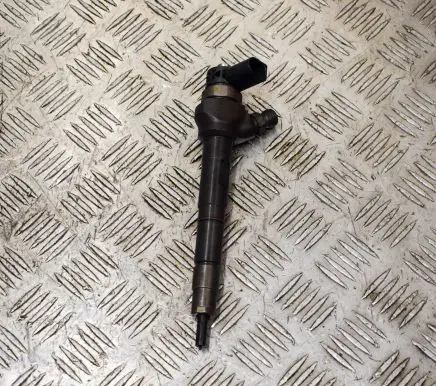Audi A3 S3 8V Fuel injector 04L130277E 0445110475