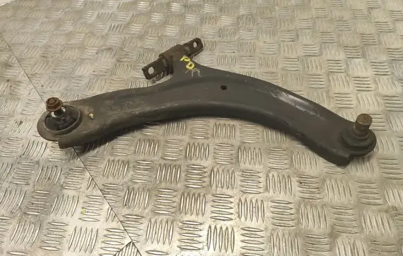 Nissan Qashqai+2 Front lower control arm/wishbone