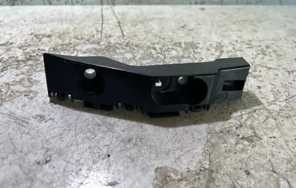 Dodge Durango Front bumper mounting bracket 96322