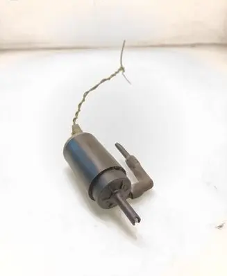 Audi 80 90 B3 Windscreen/windshield washer pump
