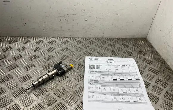 BMW 7 F01 F02 F03 F04 Fuel injector 7585261 758526112 INDEX12