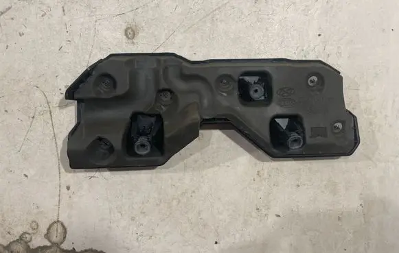 KIA Sportage Engine cover (trim) 292402M820