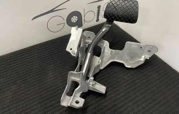 Audi A5 Brake pedal 8W1723140B