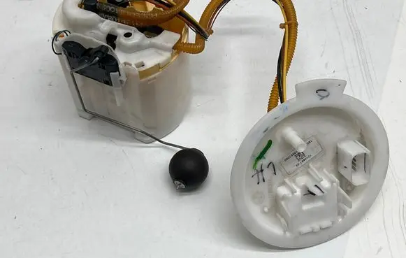 BMW X3 G01 In-tank fuel pump 7214881