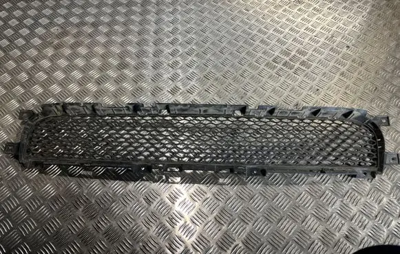 Dodge Durango III Front bumper lower grill 68320617AA