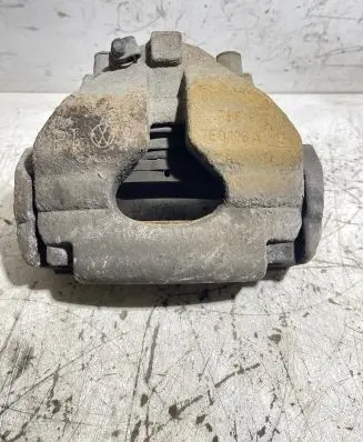 Volkswagen Transporter - Caravelle T5 Front brake caliper 7E0106A