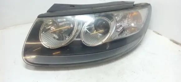 Hyundai Santa Fe Headlight/headlamp 921012B