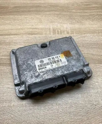 Volkswagen PASSAT B5 Engine control unit/module ECU 038906018P 0281001720