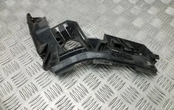 Volkswagen Golf Plus Bumper support mounting bracket corner 5M0807375
