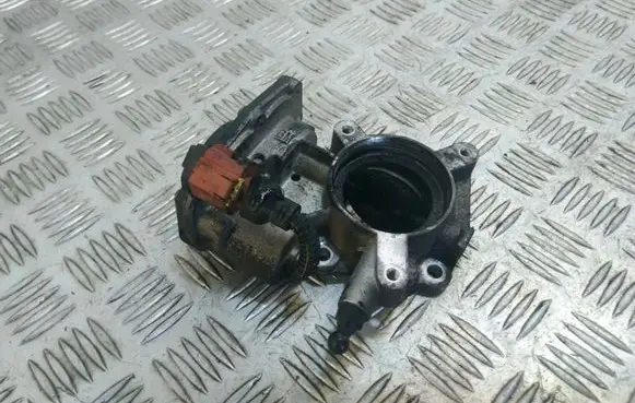 Opel Insignia A Electric throttle body valve 55564164