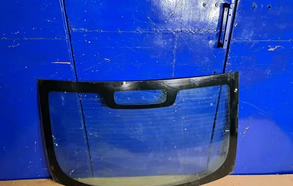 Saab 9-3 Ver1 Rear windscreen/windshield window E143R001025