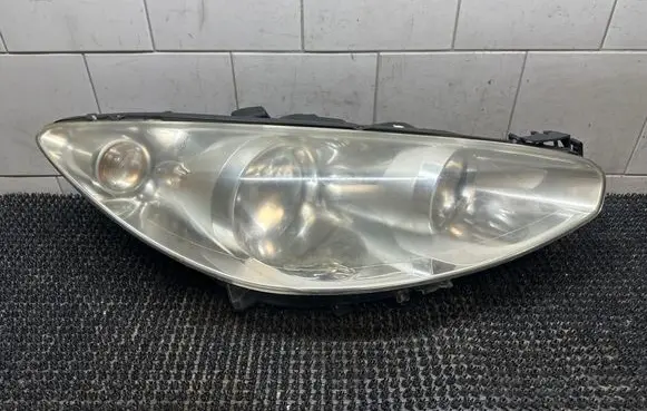 Peugeot 308 SW Headlight/headlamp 44700748