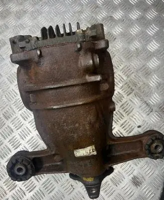 Lexus IS 220D-250-350 Rear differential 601H78